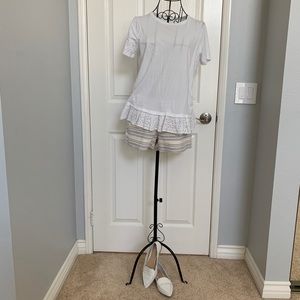 Clu TOO white ruffle top XS